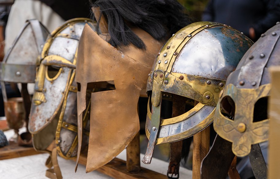 bronze-age-celts-celtic-helmets